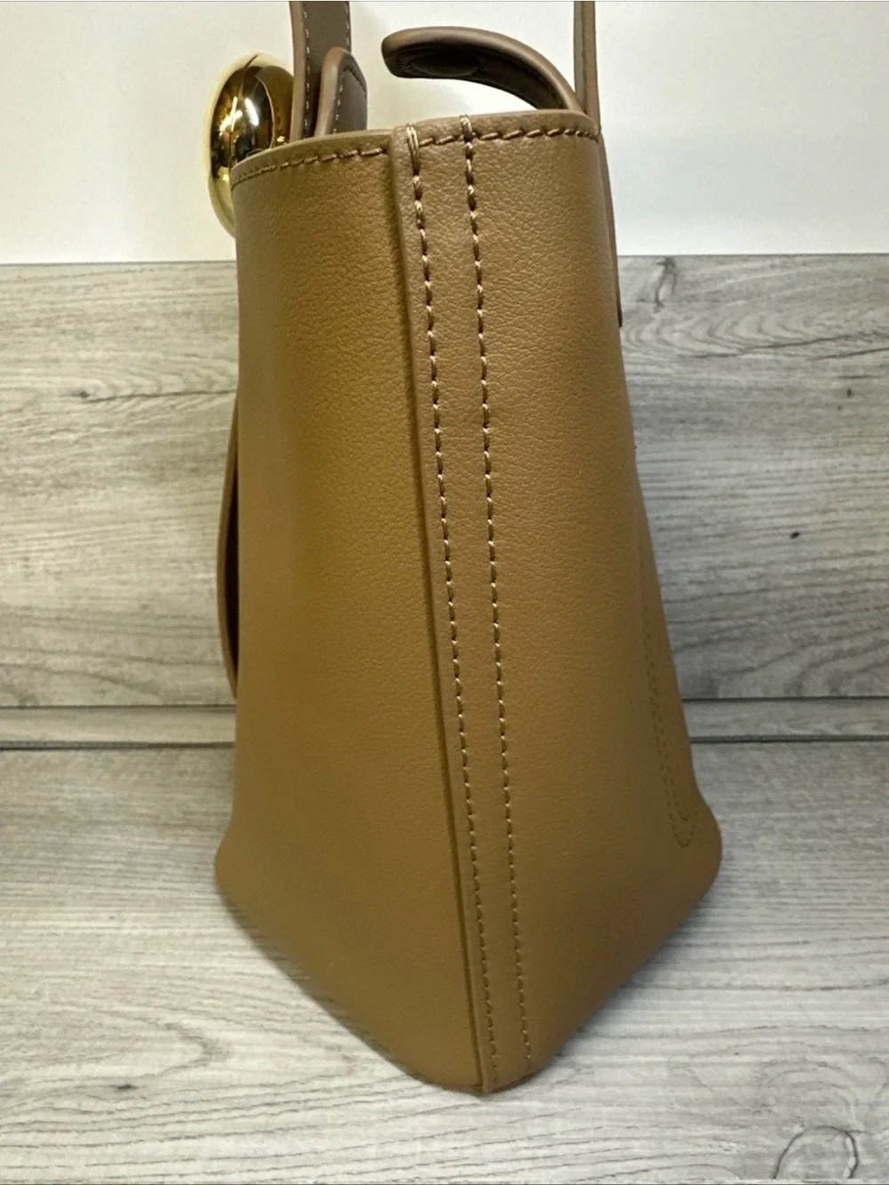 Loewe barely used